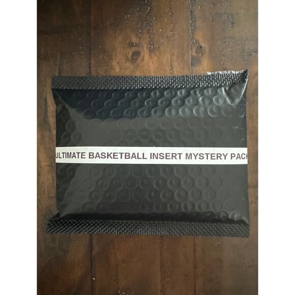 Ultimate Basketball Insert Mystery Pack - Picture 1 of 2